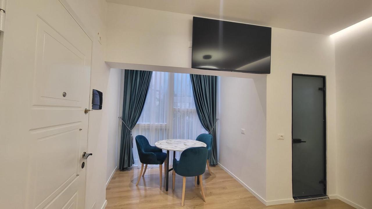 Karanxha'S Room 地拉那 外观 照片