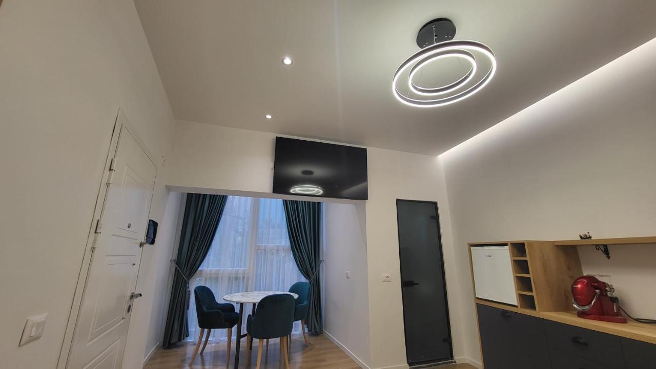 Karanxha'S Room 地拉那 外观 照片